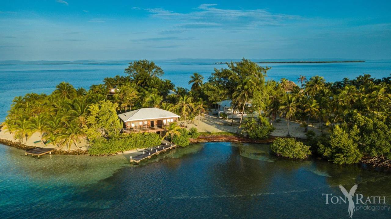Pelican Beach Resort South Water Caye Dangriga Eksteriør billede